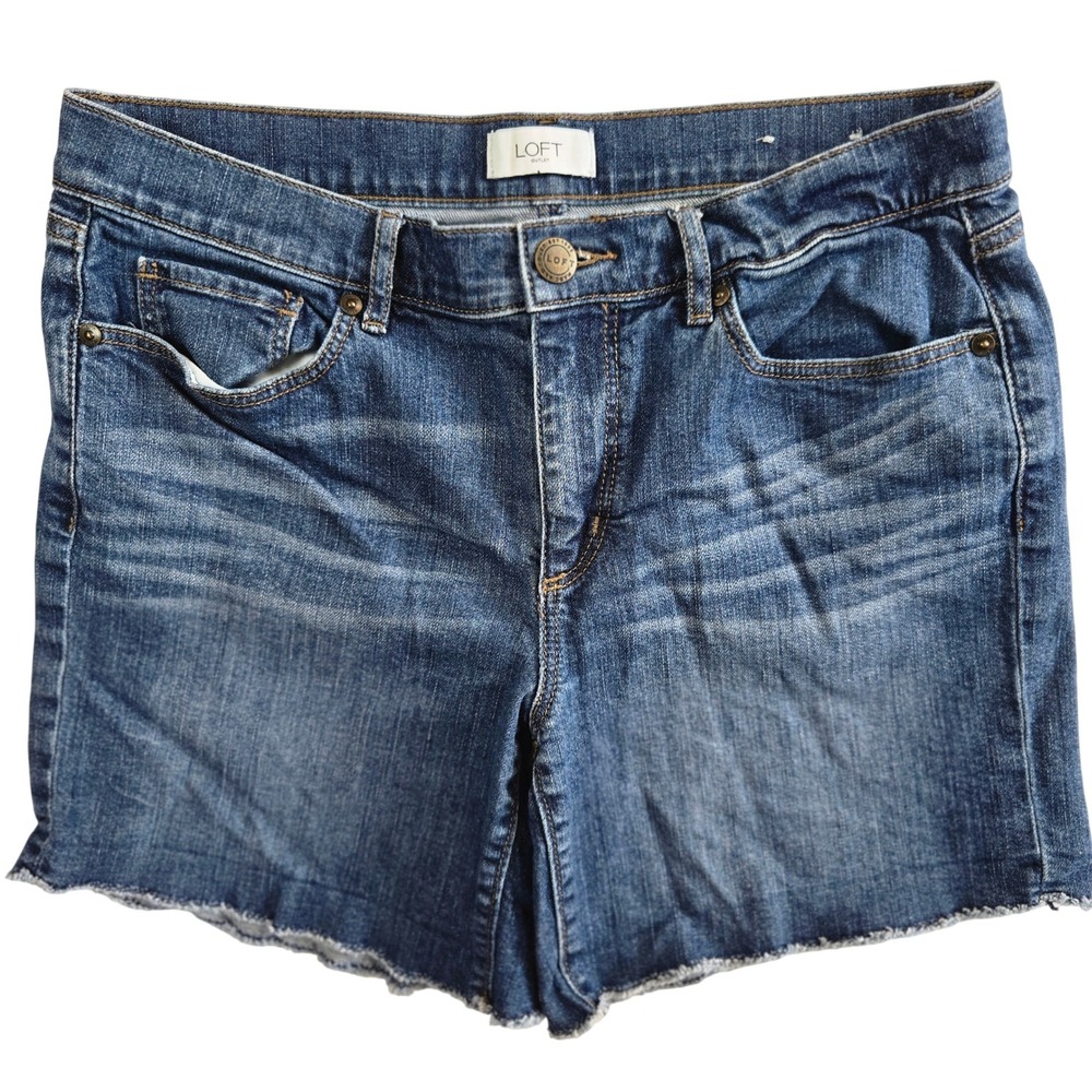 Loft‎ Denim Shorts Womens Size 6 Blue Raw Hem Casual Everyday Comfort